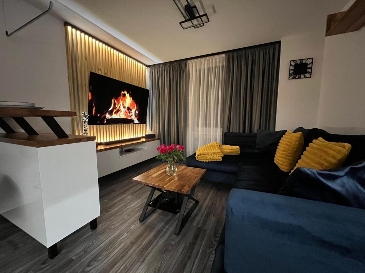 Apartman Piccoladuo V Banskej Bystrici Banská Bystrica Esterno foto